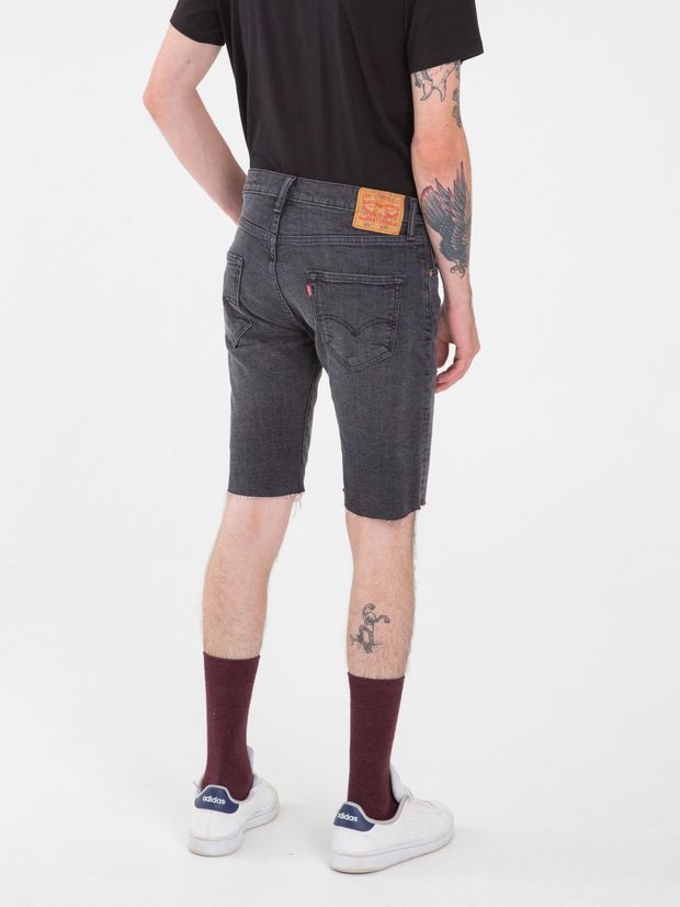 bermudas levis hombre